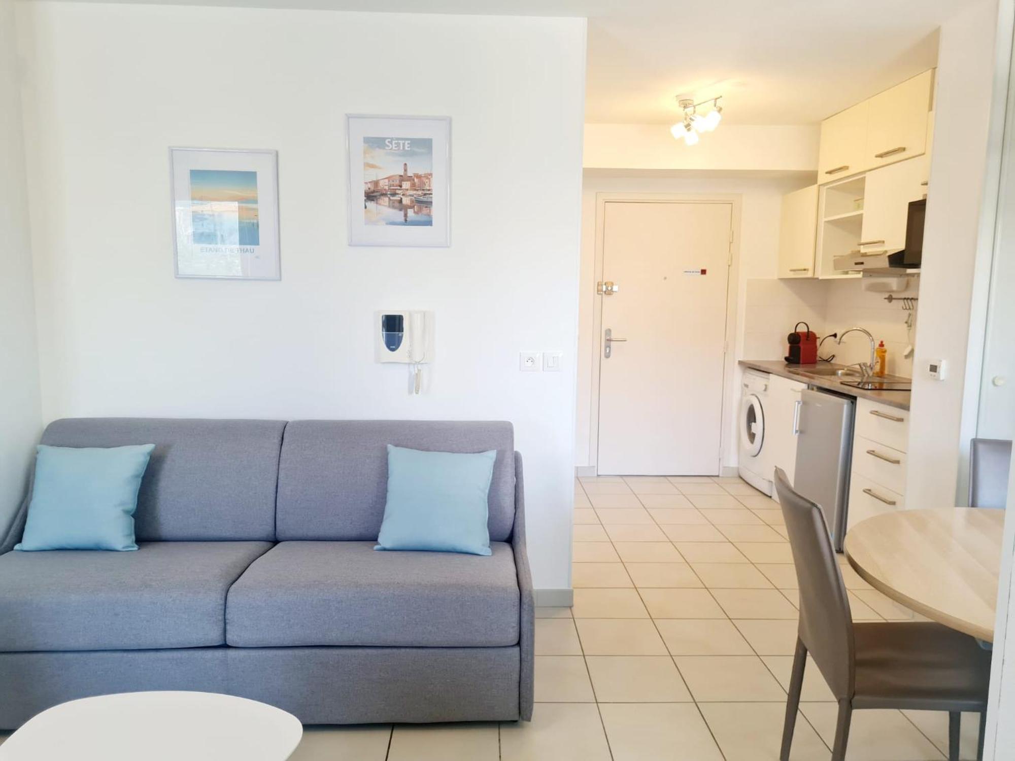 Studio A La Mer Avec Piscine Sete Bagian luar foto