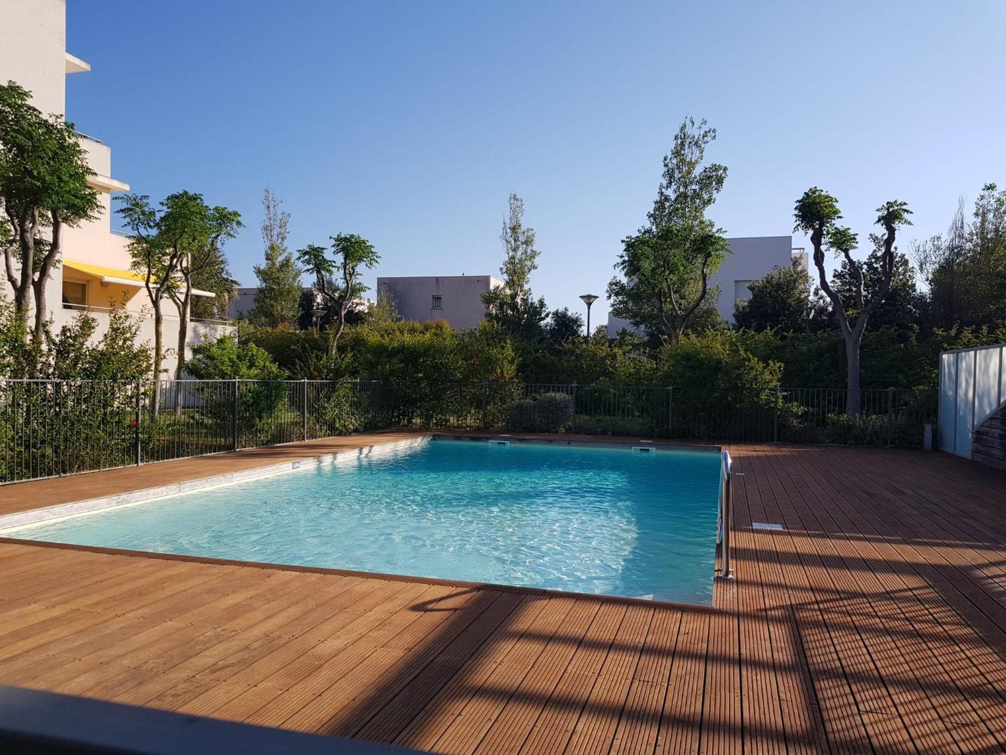 Studio A La Mer Avec Piscine Sete Bagian luar foto